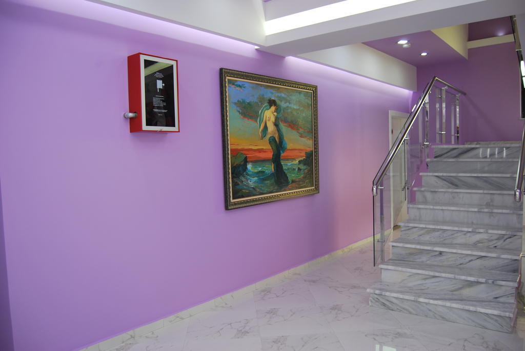 Hotel & Restaurant White City Berat Exterior photo